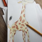 Pobarvana žirafa. Avtorja: Tomaž in Neža